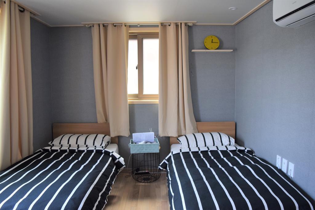 Red Stone Guesthouse Сеул Екстер'єр фото