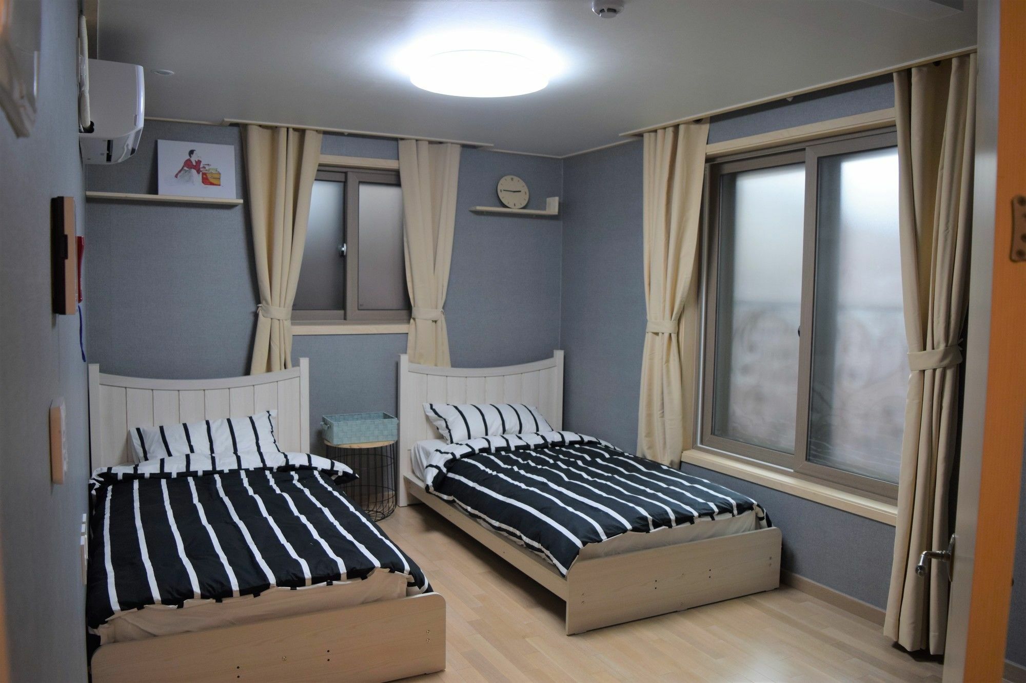 Red Stone Guesthouse Сеул Екстер'єр фото